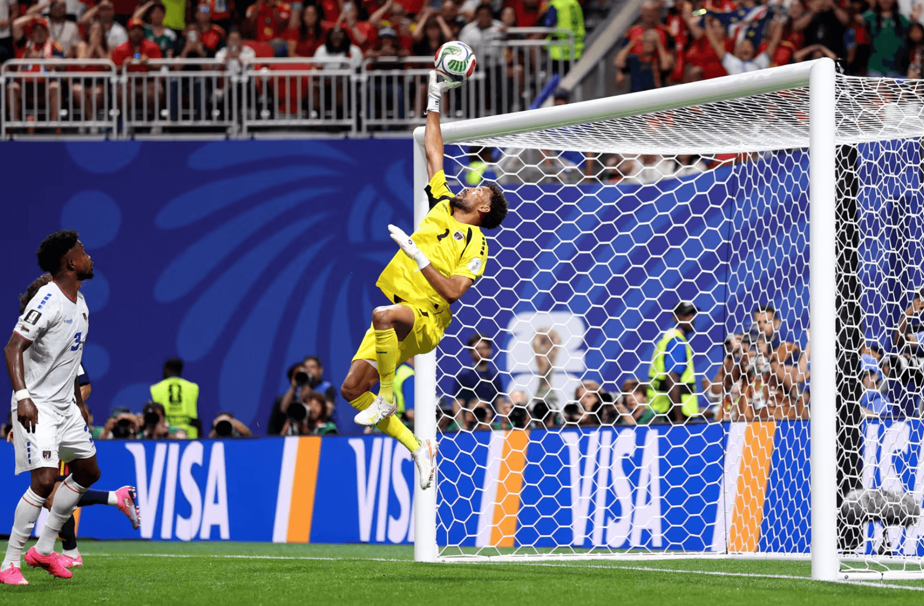 The Man Who Stopped Spain: Vozinha and the World Cup's Biggest Upset